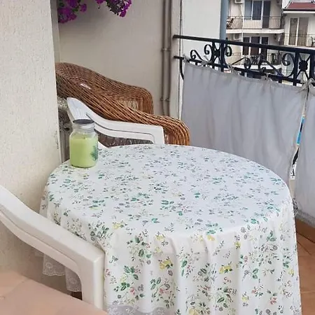 Святой Влас Апартаменты С Одной Спальней У Моря Apartamento *
